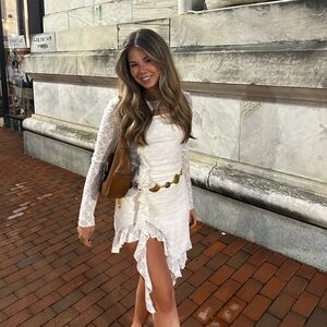 Meet your Posher, Bella